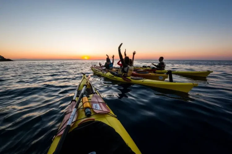Kayak marino all'alba di Faliraki